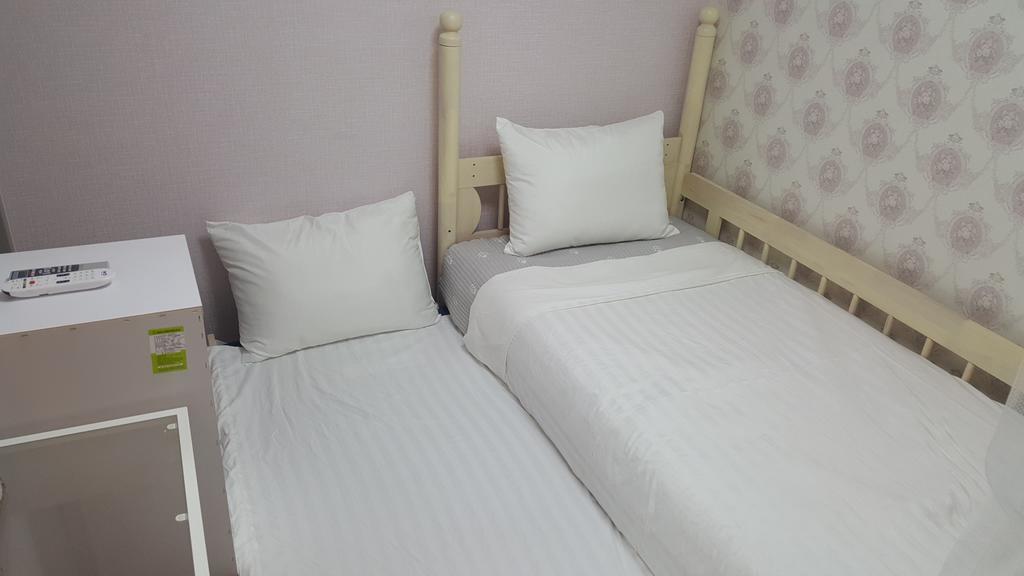 & Hotel